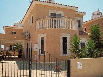 Cyprus Villa for Retn